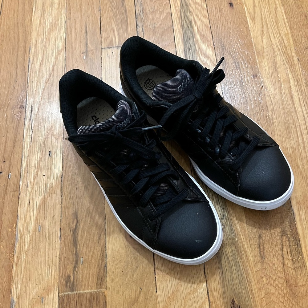 Women’s black Adidas Grand Court cloud foam, size 7.  In perfect condition